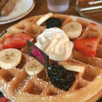 Madres Brunch - Breakfast & Brunch Near Me - Bellflower, California Madres Brunch - Breakfast & Brunch Near Me - Bellflower, California
