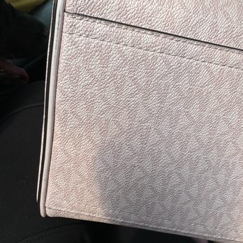 Michael Kors - When I asked for another newer bag she brought out a whole new bag like a new style a new color, a bag I didn't ask for . - Shoe Stores Near Me - Houston, Texas Michael Kors - When I asked for another newer bag she brought out a whole new bag like a new style a new color, a bag I didn't ask for . - Shoe Stores Near Me - Houston, Texas
