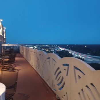 Ruth's Chris Steak House - VIEW FROM OUTSIDE TERRACE - Steakhouses Near Me - Louisville, Kentucky