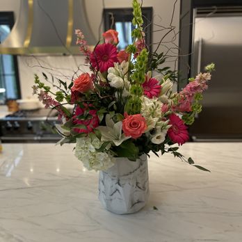 Bouquet Shop - Florists Near Me - Bryn Mawr, Pennsylvania Bouquet Shop - Florists Near Me - Bryn Mawr, Pennsylvania