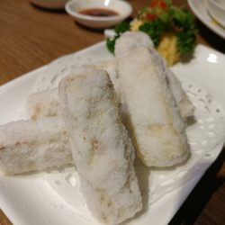 滿樂潮州 - Traditional Chiu Chow dessert. Sugar crusted taro