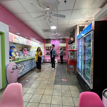 Cookie Dough Dreams - Desserts Near Me - Burbank, California