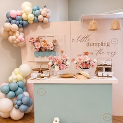 Anna Party Decor