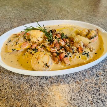 Papa Al's - Maryland Crab Ravioli - Italian Near Me - Palmerton, Pennsylvania Papa Al's - Maryland Crab Ravioli - Italian Near Me - Palmerton, Pennsylvania