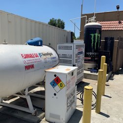 Speedy Mart Valero - They fill propane