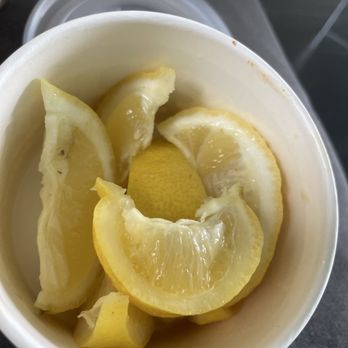 Pier 88 Boiling Seafood & Bar - Lemons - Seafood Near Me - Avondale, Arizona