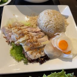 09 - Hainanese Chicken with Rice (Boneless) - - Cm G Hi Nam