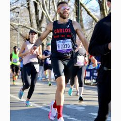 ShirtiCap - Custom wording on Race singlet.