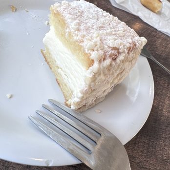 Fazoli's - The Cheesecake Factory Italian Cream Cake - Italian Near Me - Orlando, Florida Fazoli's - The Cheesecake Factory Italian Cream Cake - Italian Near Me - Orlando, Florida
