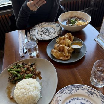 VeLa Brunch & Thai Restaurant - Basil pork, Thai Boat Noodles, Roti - Breakfast & Brunch Near Me - San Jose, California VeLa Brunch & Thai Restaurant - Basil pork, Thai Boat Noodles, Roti - Breakfast & Brunch Near Me - San Jose, California