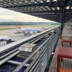 Swiss Business Lounge D