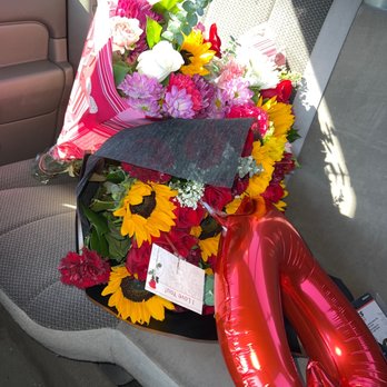 Patty's flower paradise - Floral Designers Near Me - Long Beach, California