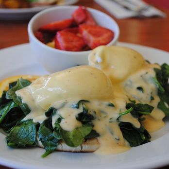 Hugo's - Eggs benedict - Breakfast & Brunch Near Me - Studio City, California