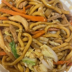 Golden Kitchen - Small house lo mein
