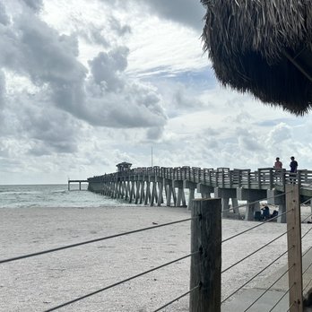 Sharky's On the Pier - Seafood Near Me - Venice, Florida