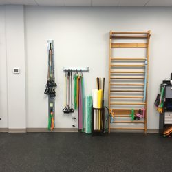 Hulst Jepsen Physical Therapy - Gym equipment