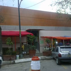 Mercado de Cuajimalpa - Entrada lateral en  la calle Ocampo.