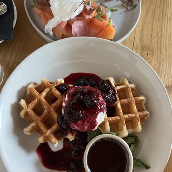 Hole In The Wall - HOLE IN THE WALL WAFFLE and Smoked Salmon Lox toast - Australian Near Me - Brooklyn, New York Hole In The Wall - HOLE IN THE WALL WAFFLE and Smoked Salmon Lox toast - Australian Near Me - Brooklyn, New York