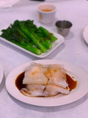 Fu Lam Mum by null