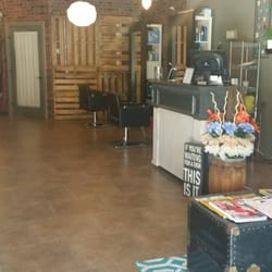Expressions Salon