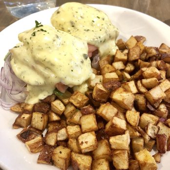 Buttermilk - Smoked Salmon Benny - Coffee & Tea Near Me - Naperville, Illinois