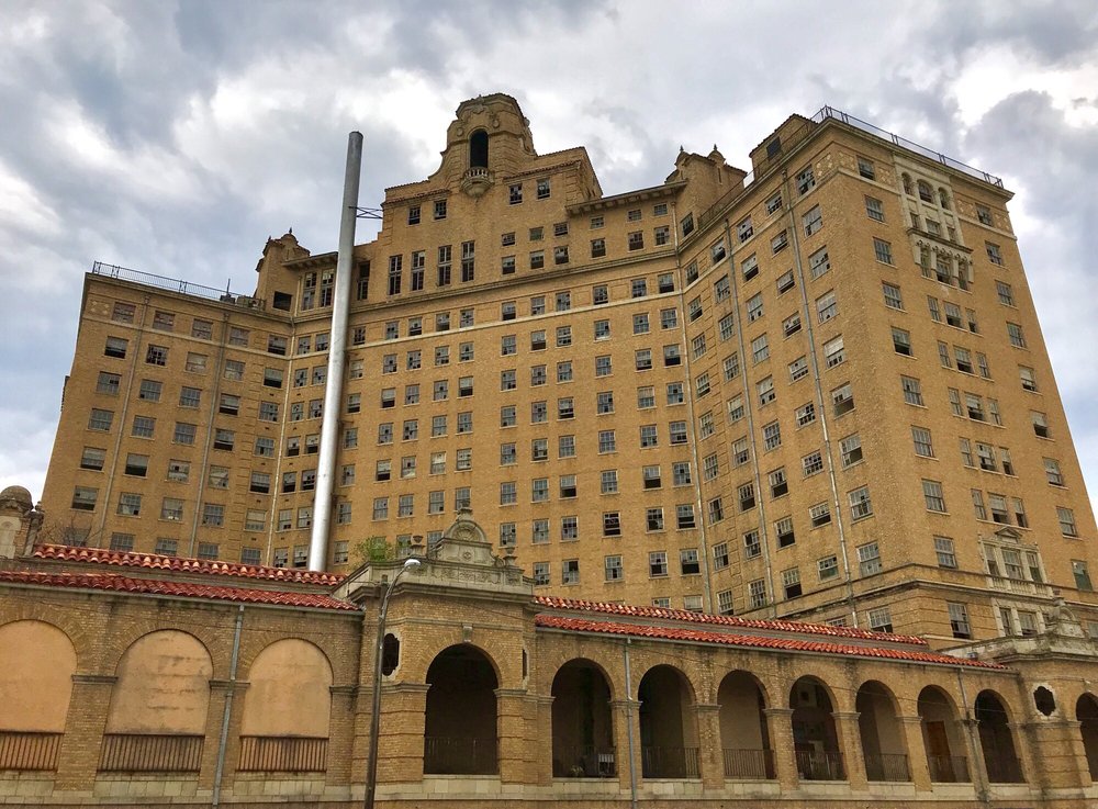 BAKER HOTEL GHOST WALK Updated October 2024 13 Photos 200 E