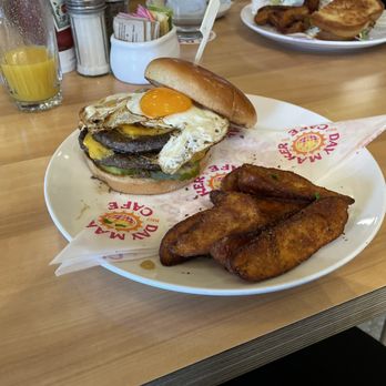 Day Maker Half Day Cafe - The burger was awesome! Highly recommend! - Breakfast & Brunch Near Me - Austin, Texas Day Maker Half Day Cafe - The burger was awesome! Highly recommend! - Breakfast & Brunch Near Me - Austin, Texas