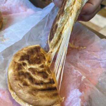 Nita Tout Garni - grilled cheese - Sandwiches Near Me - Montreal, Quebec Nita Tout Garni - grilled cheese - Sandwiches Near Me - Montreal, Quebec