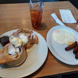 Molly Brown's Country Cafe - This the Cinnamon Roll French toast combo