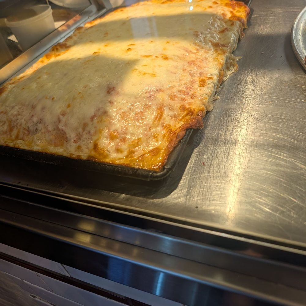 Joe's Pizza - Pizza Near Me - Miami, Florida