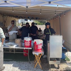Islamic Development Center - ME FRYING FISH  FOR THE FAMILY.