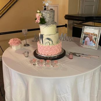 Freeport Bakery - Wedding Cake (our dog Tate is on top!) - Bakeries Near Me - Sacramento, California Freeport Bakery - Wedding Cake (our dog Tate is on top!) - Bakeries Near Me - Sacramento, California