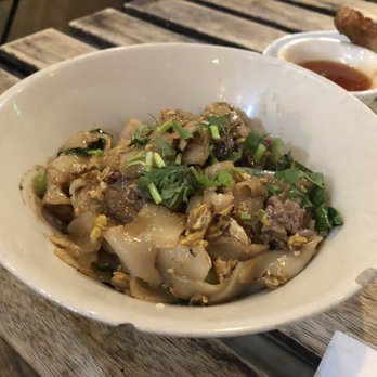 Lung Yai Thai Tapas - Pad See Ew - Tapas/Small Plates Near Me - Miami, Florida Lung Yai Thai Tapas - Pad See Ew - Tapas/Small Plates Near Me - Miami, Florida