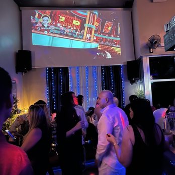 Santé Cocktail Lounge - Cocktail Bars Near Me - Miami, Florida Santé Cocktail Lounge - Cocktail Bars Near Me - Miami, Florida