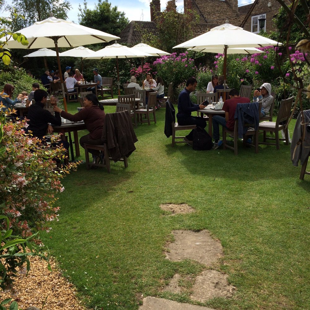 King Johns Hunting Lodge - Guest Houses Near Me - Chippenham, WIL