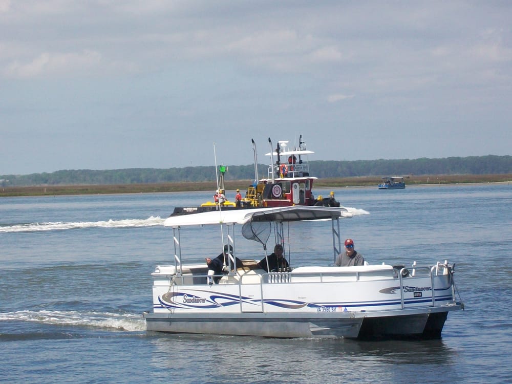 Island Queen Inland Charters Logo