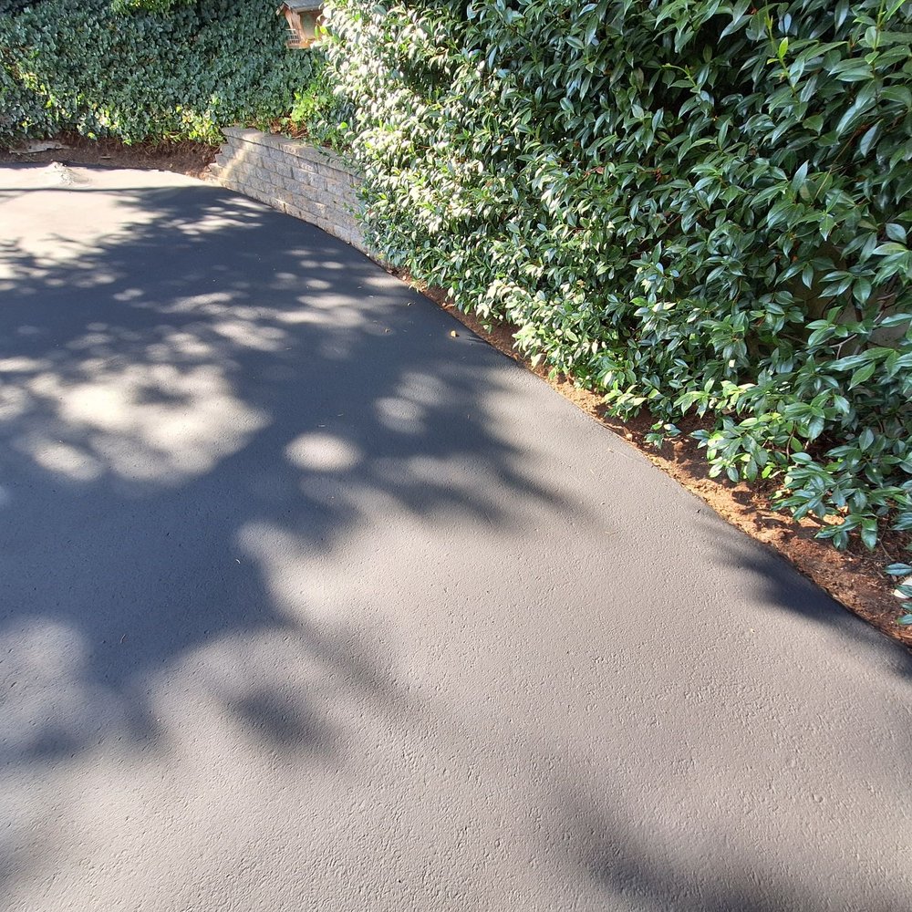 All Seal - Seal coat near flower beds and retaining wall - Masonry/Concrete Near Me - Yacolt, Washington All Seal - Seal coat near flower beds and retaining wall - Masonry/Concrete Near Me - Yacolt, Washington
