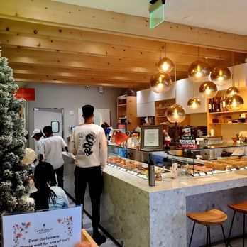 L'Artisane Creative Bakery - Bakeries Near Me - Coral Gables, Florida