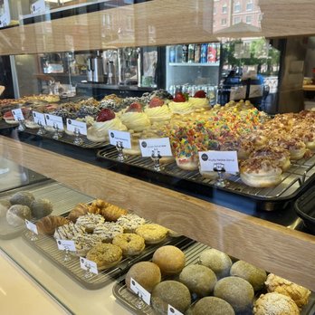 Cafe Dulce - Pastry Display - Coffee & Tea Near Me - Los Angeles, California Cafe Dulce - Pastry Display - Coffee & Tea Near Me - Los Angeles, California