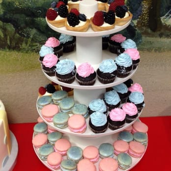Simply Sweet Cakery - Delicious salted caramel macaroons, mini chocolate cupcakes and fruit tarts. - Bakeries Near Me - Costa Mesa, California