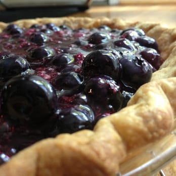 CurvyMama Pies - fresh blueberry pie - Specialty Food Near Me CurvyMama Pies - fresh blueberry pie - Specialty Food Near Me