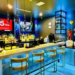 Xin Ramen Sushi & Yakitori Bar