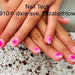Nail Tech