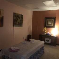 W Rose Massage - Another massage room