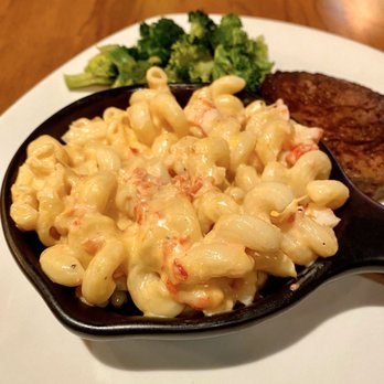 Outback Steakhouse - Terrible lobster Mac & Cheese. No crunchy, golden topping and room temperature. - Steakhouses Near Me - Poway, California Outback Steakhouse - Terrible lobster Mac & Cheese. No crunchy, golden topping and room temperature. - Steakhouses Near Me - Poway, California