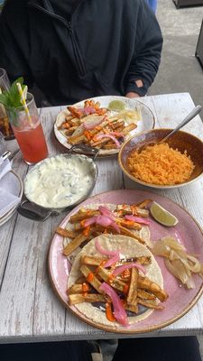 Round Corner Cantina by null