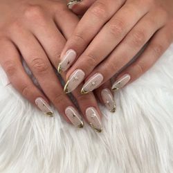 The 90's Nail Bar - Gelx Fullset by Vince 
Gold Line Design