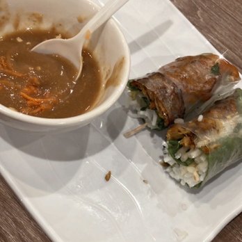 Bone & Broth - Spring roll with fried pork - Vietnamese Near Me - Ontario, California Bone & Broth - Spring roll with fried pork - Vietnamese Near Me - Ontario, California