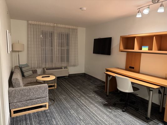 TownePlace Suites Manchester-Boston Regional Airport