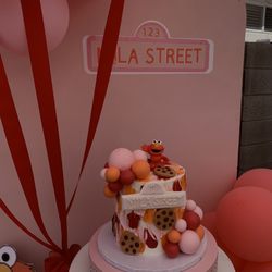 Mary's Cakes - Added the figurine to complete the cake.
